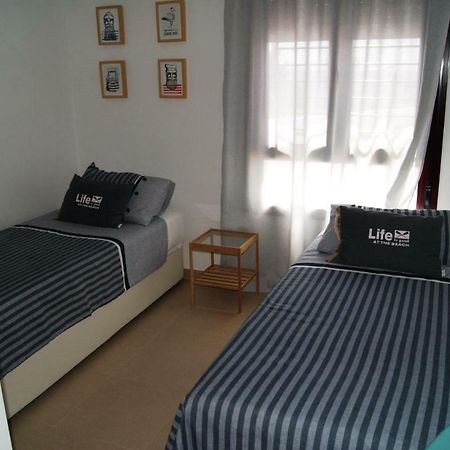 Apartamento Tirma Conil コニル・デ・ラ・フロンテラ エクステリア 写真