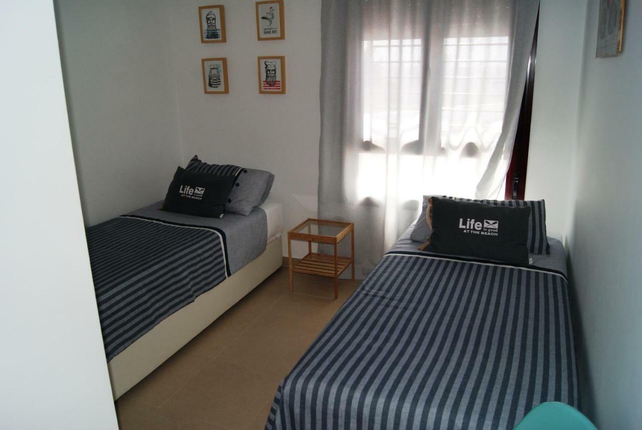 Apartamento Tirma Conil コニル・デ・ラ・フロンテラ エクステリア 写真